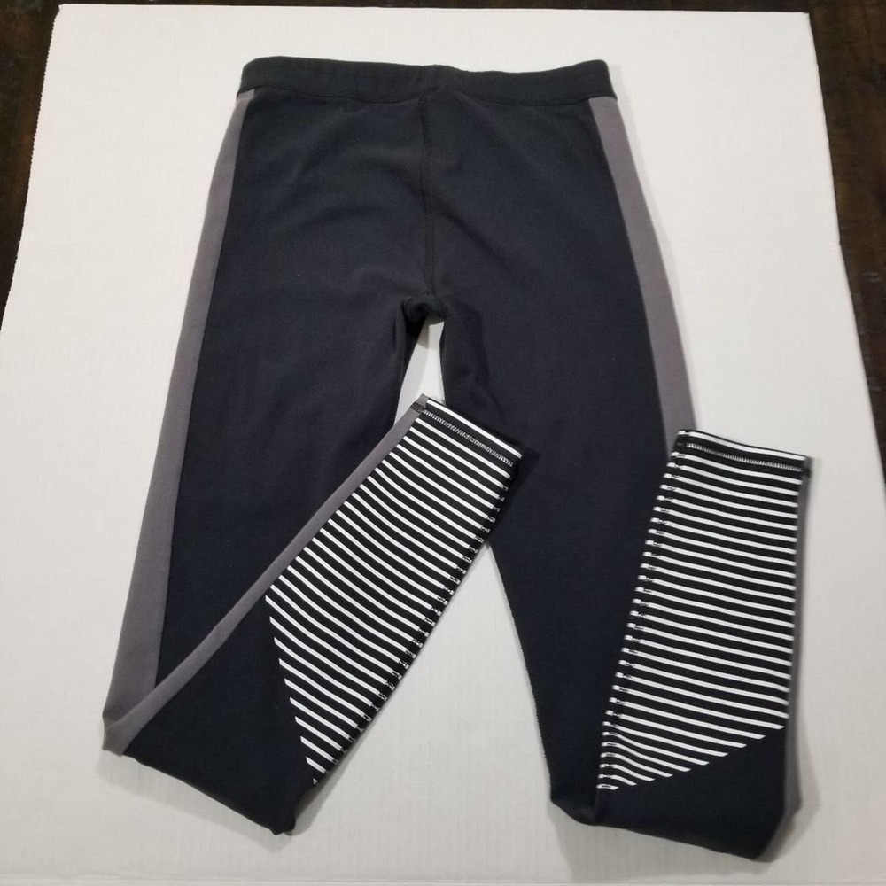 Under armour leggings size‎ small